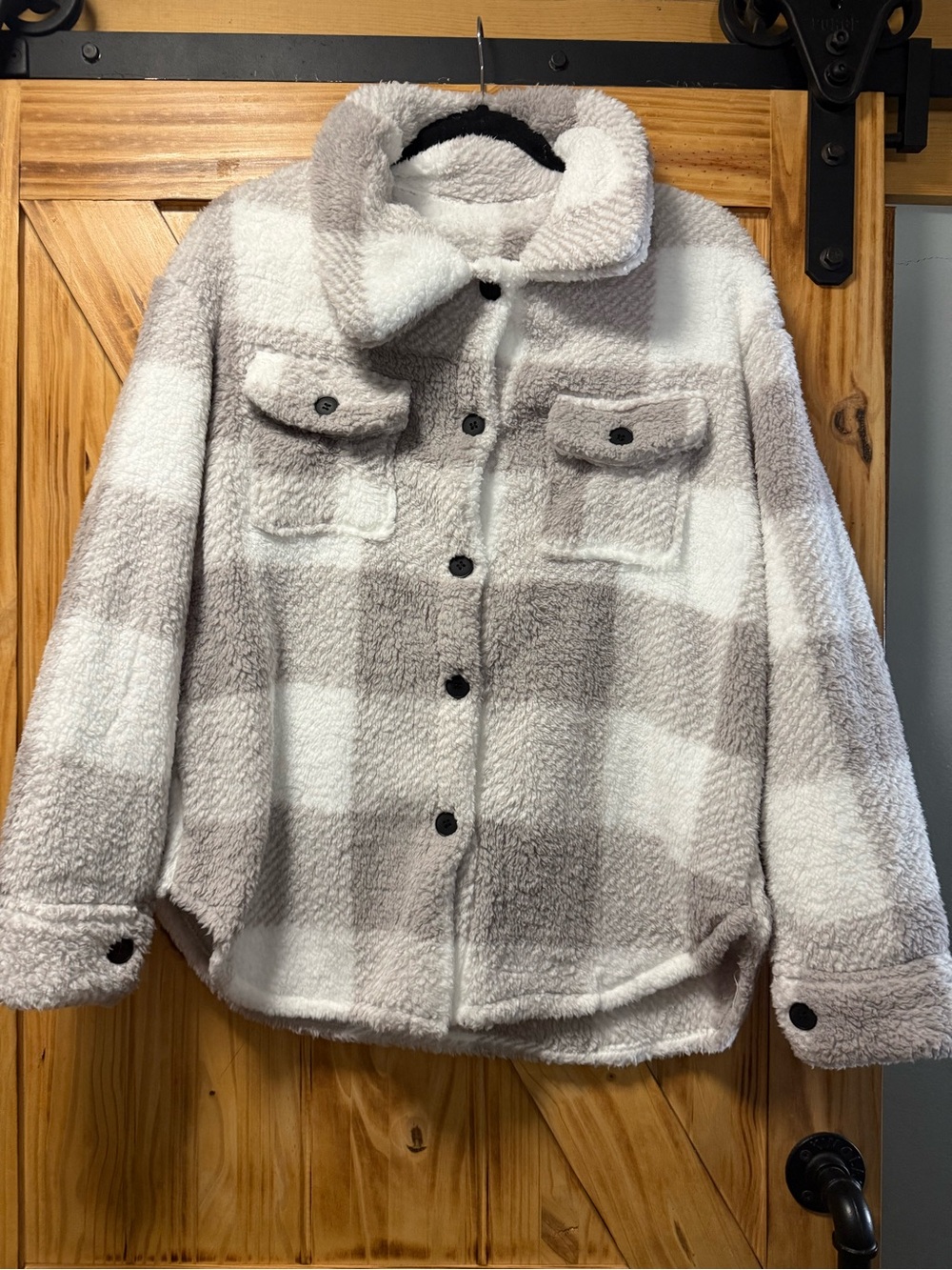Plush Plaid Sherpa Jacket - Cream & Light Gray
